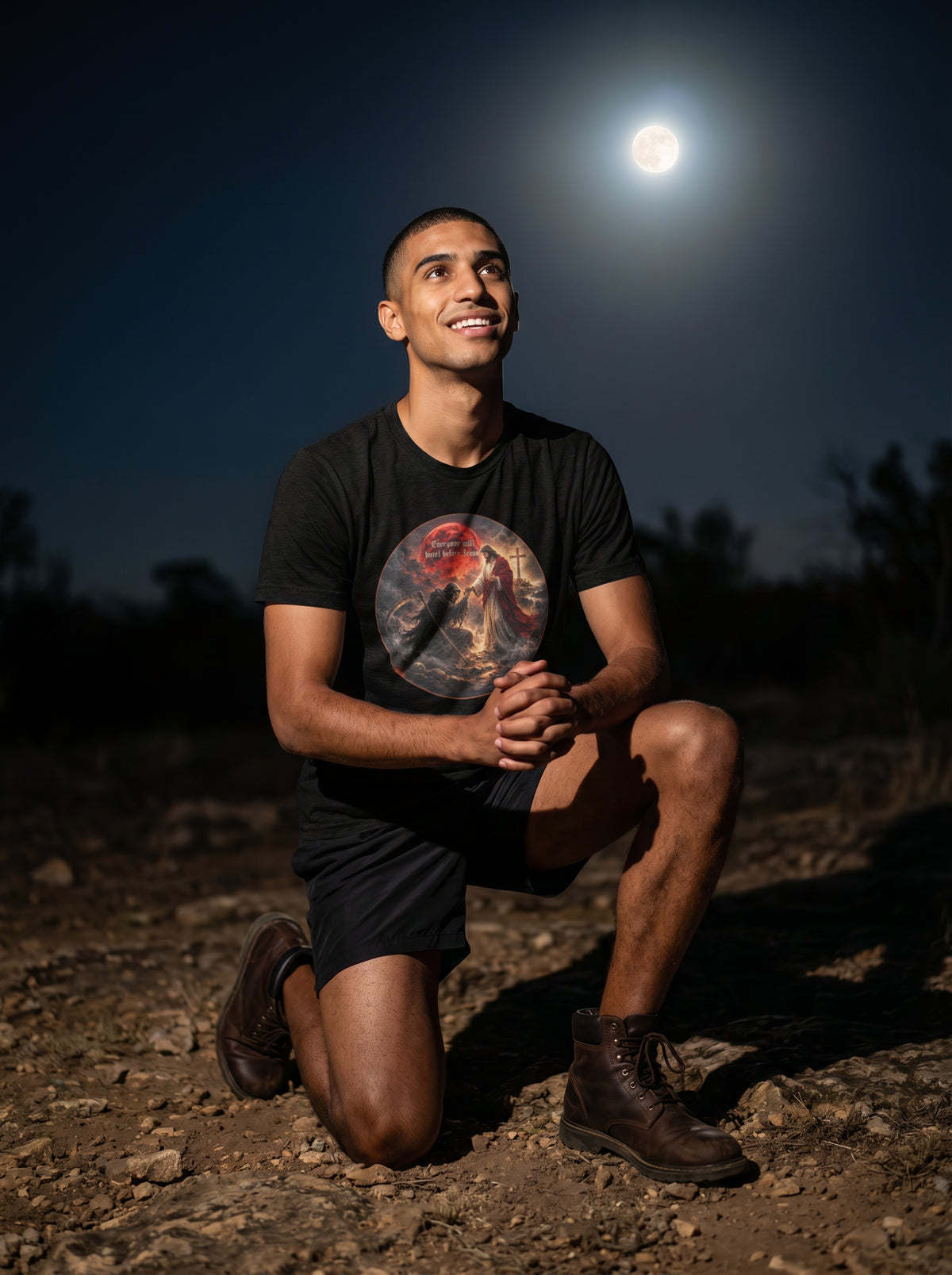 Everyone will kneel before Jesus short sleeve t-shirt - Unisex - black and red t-shirt